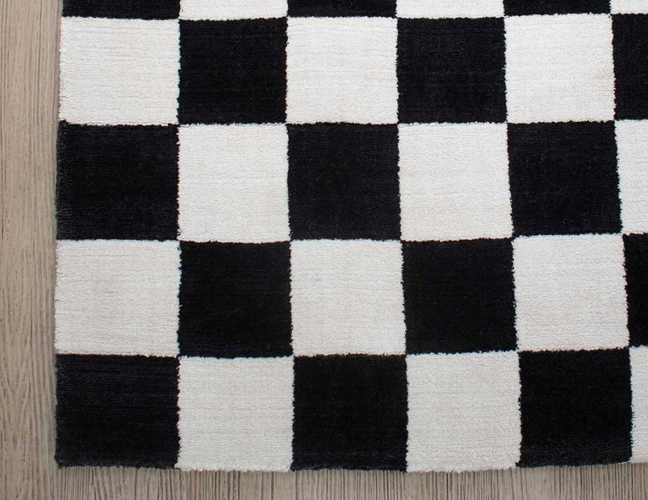 C145348082 Rug Collection Calcada Rug Noir Detail 01