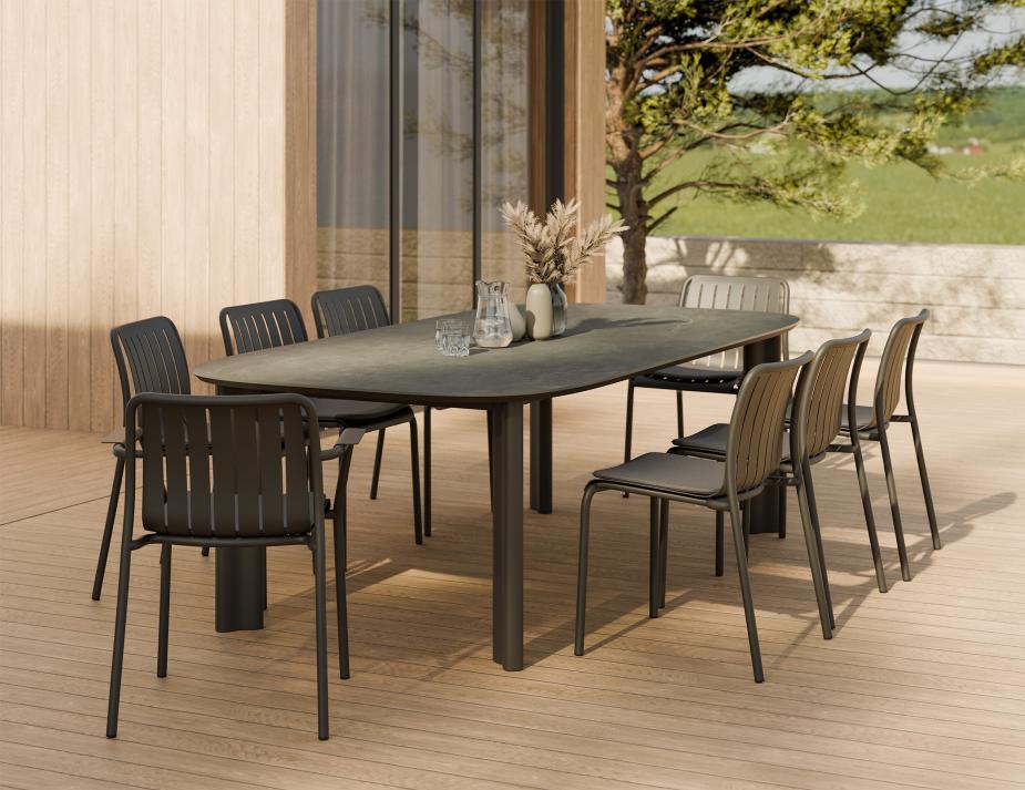 Vela Diningtable Charcoal Basalt Lifestyle 03