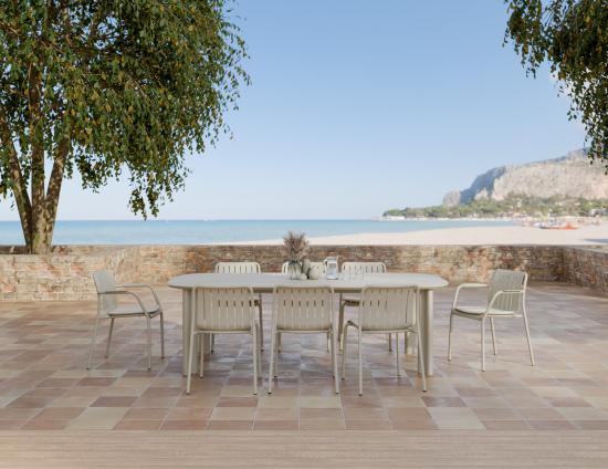 Vela Diningtable Latte Dune Lifestyle 01